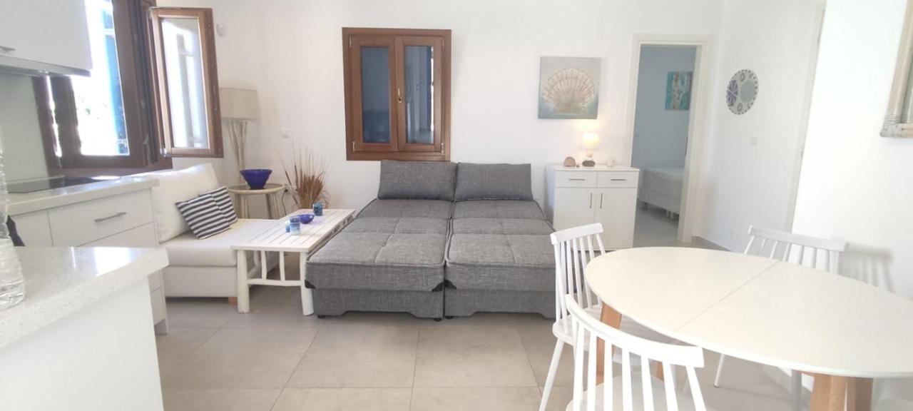 Olive Tree & Capari Mykonos Town Homes & Apartments With Pool! Eksteriør billede