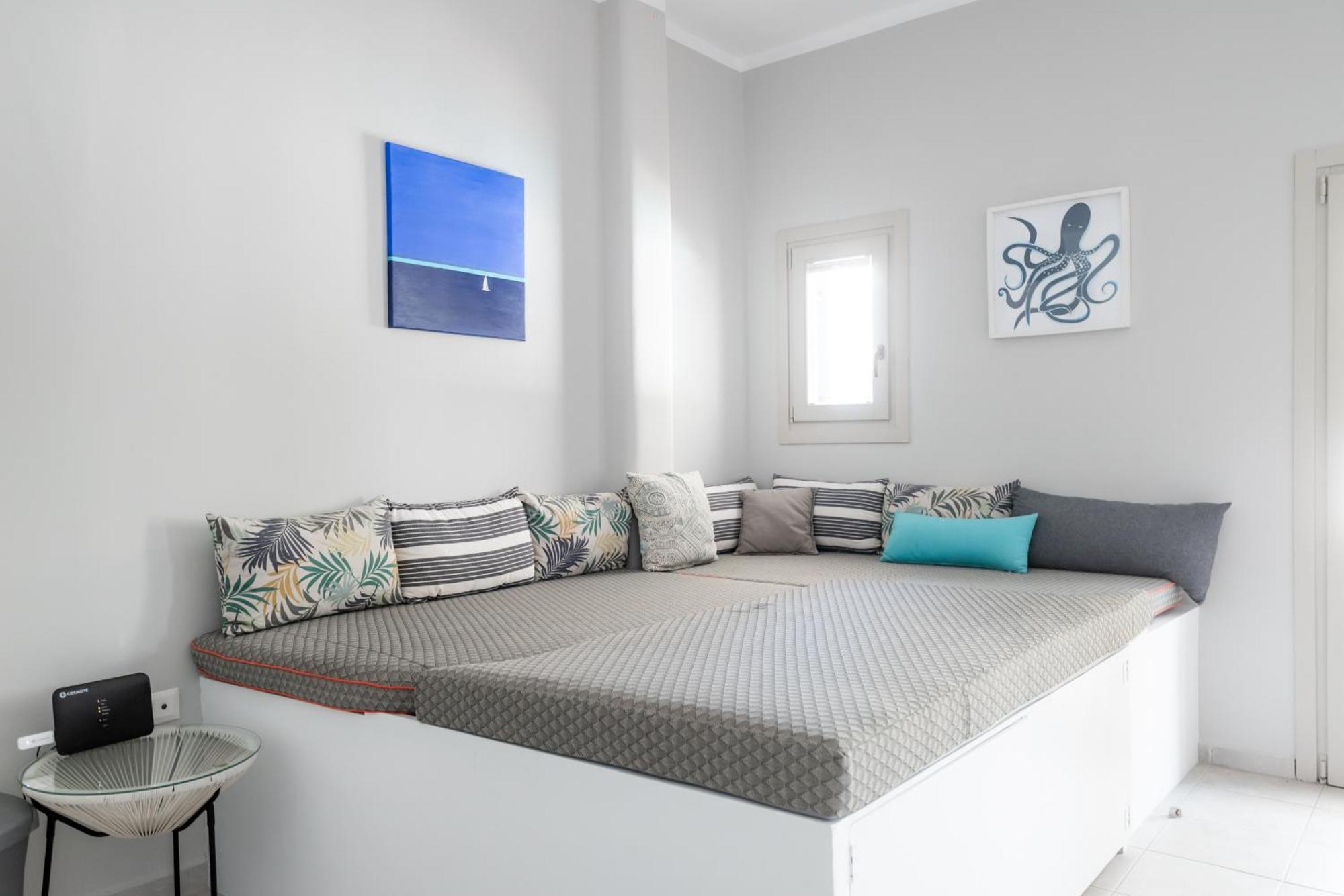 Olive Tree & Capari Mykonos Town Homes & Apartments With Pool! Eksteriør billede